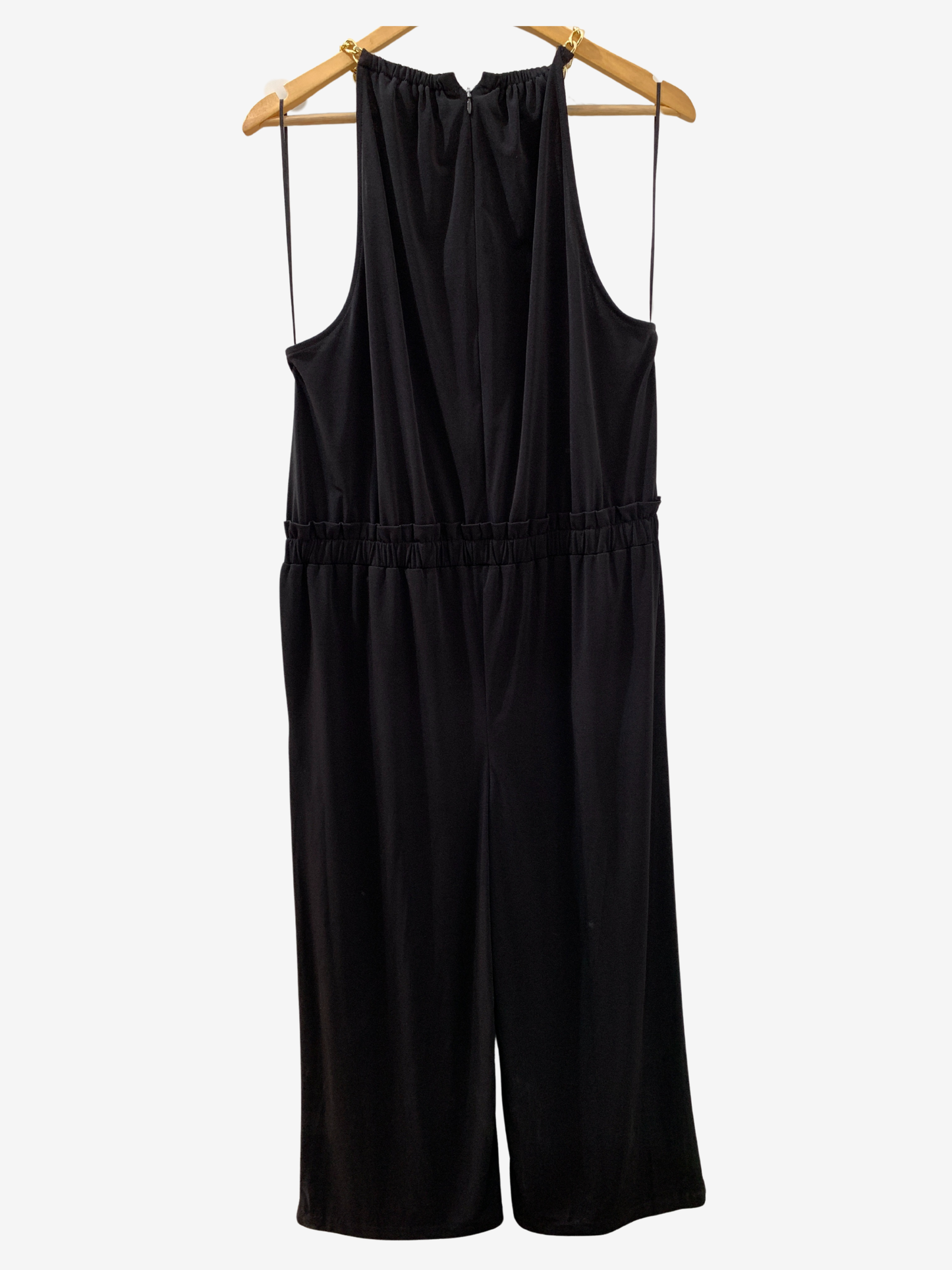 Combinaison noire fluide à bretelles chaînette – Maya Mode