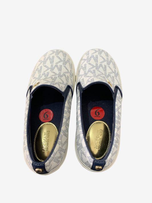 Slip-on blanc et bleu – Élégance décontractée Maya Mode