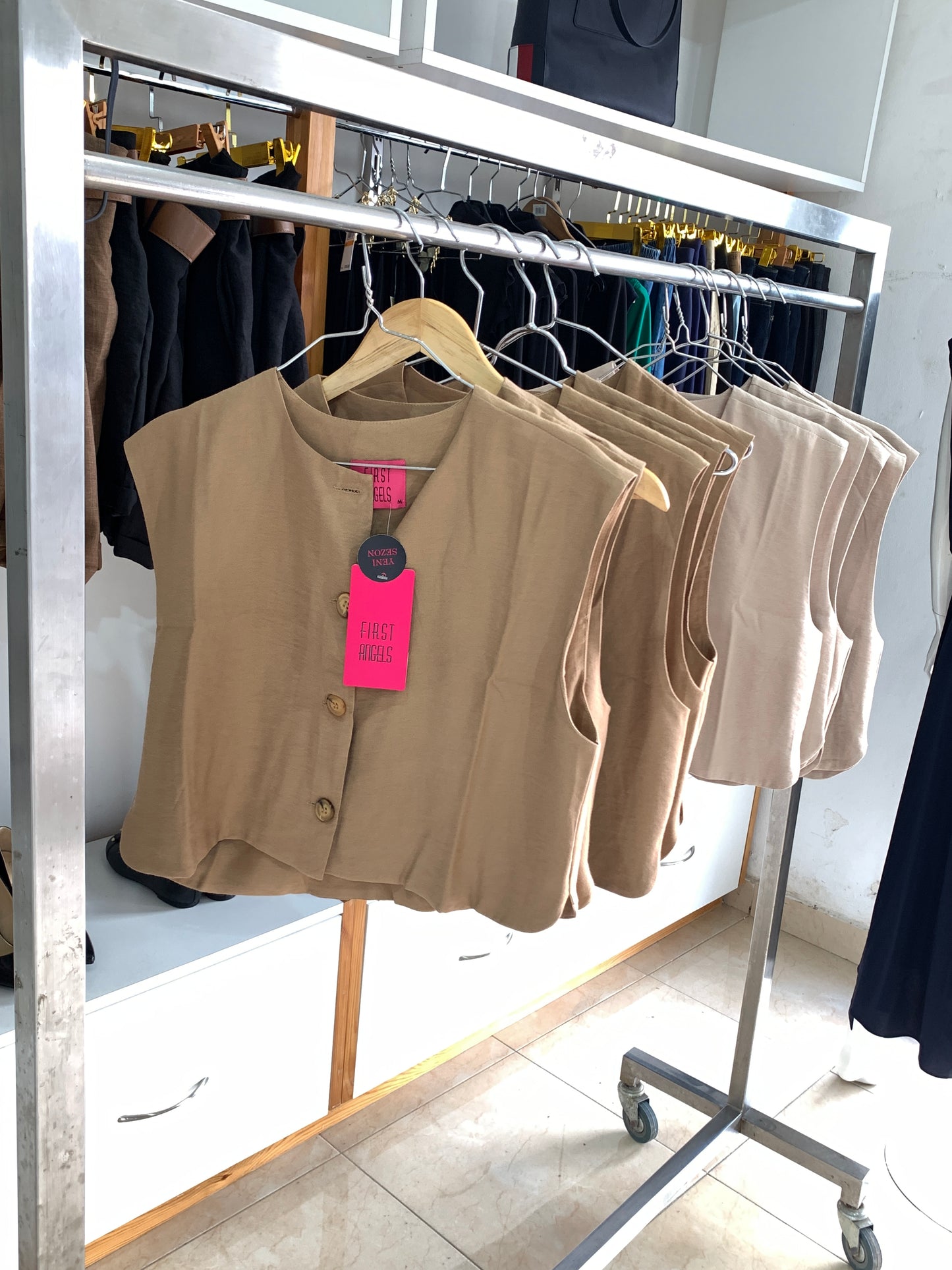 Gilet sans manches fluide – Style Tailleur Maya Mode