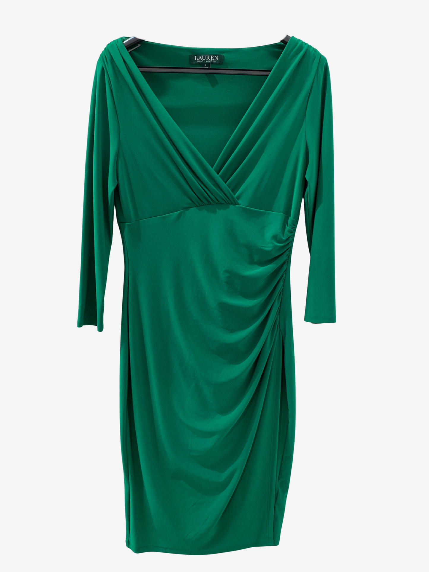 Robe verte drapée – Élégance classique Maya Mode