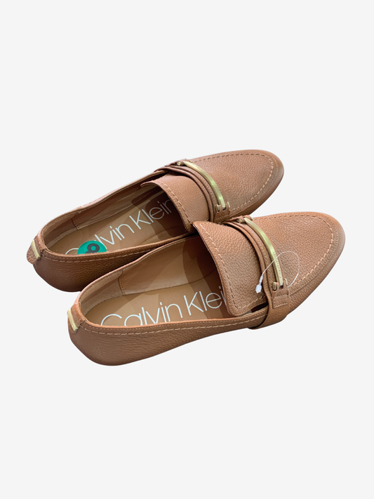 Mocassins camel avec boucle dorée – Élégance intemporelle Maya Mode
