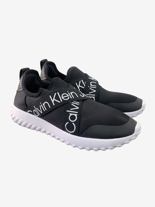 Baskets noires – Confort urbain Maya Mode