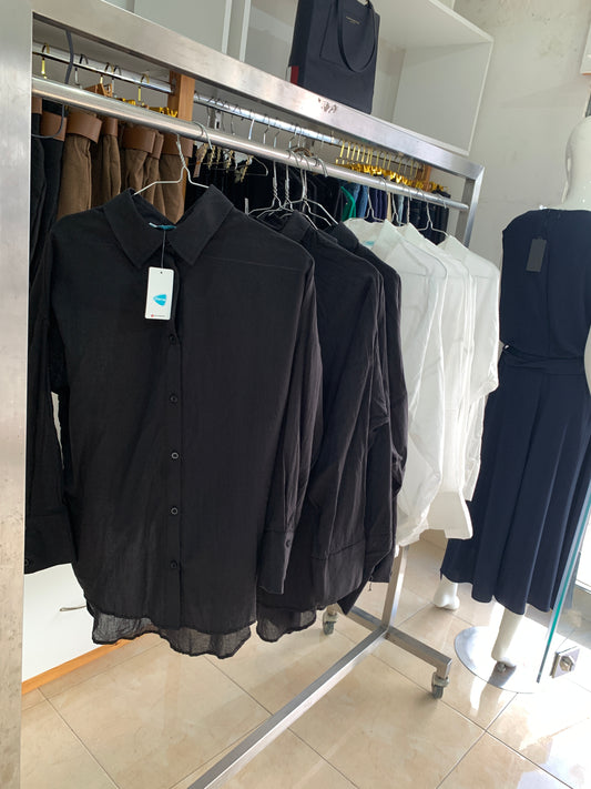 Chemise fluide unie – Élégance essentielle Maya Mode