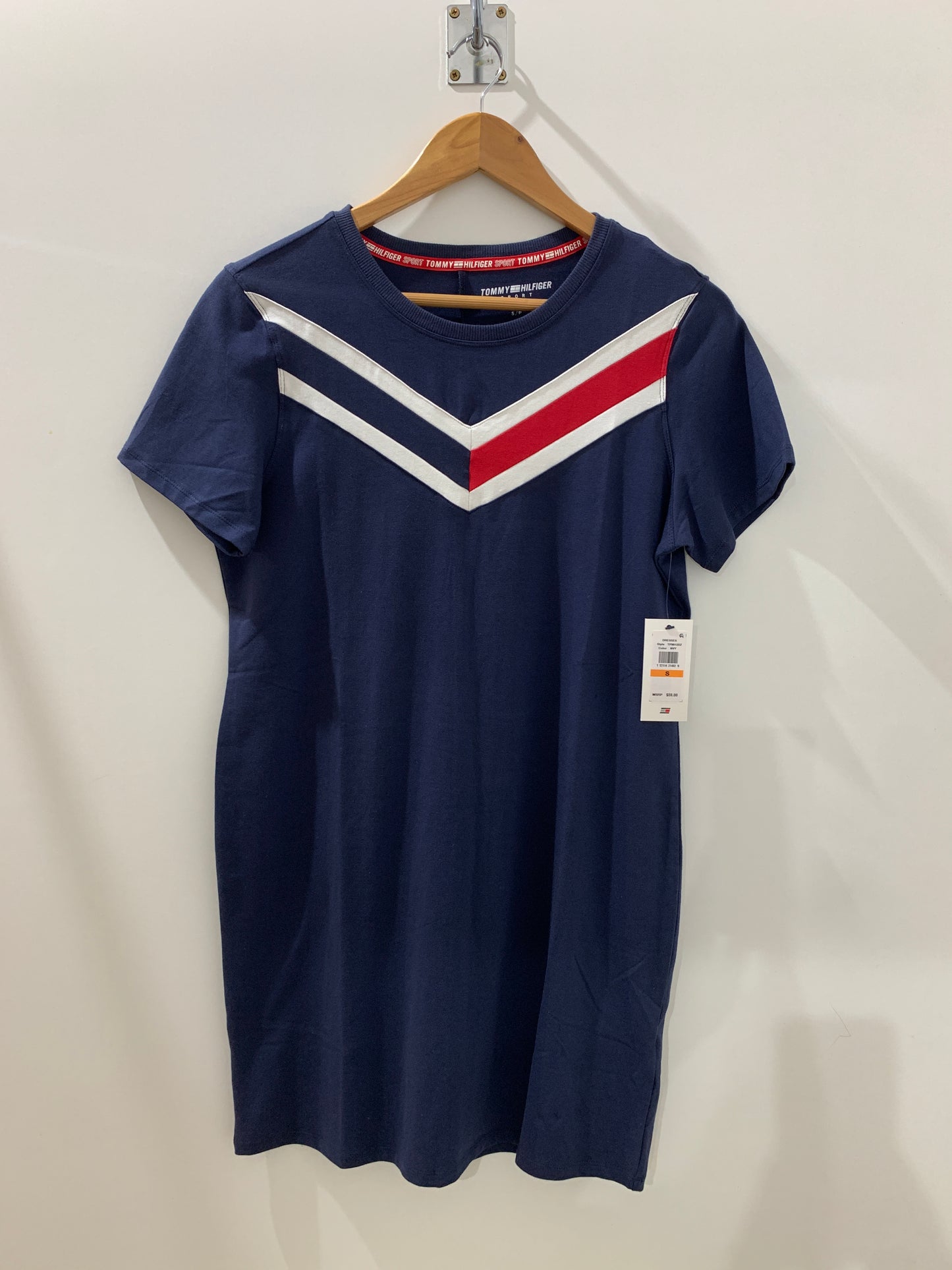 Robe t-shirt bleu marine à bandes tricolores – Style sport chic Maya Mode
