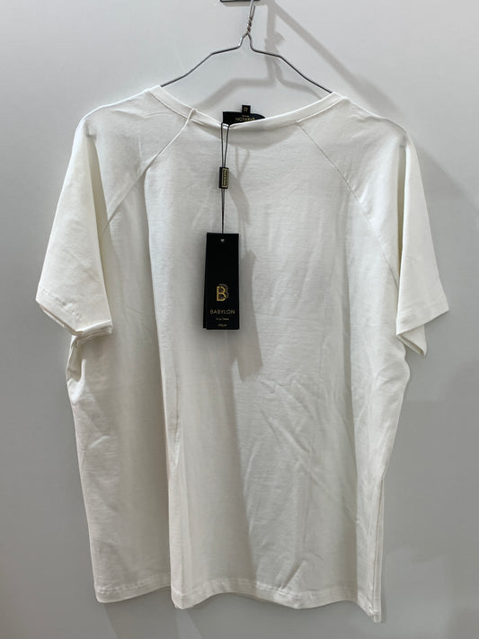 T-shirt blanc “Babylon” à strass – Douceur et éclat Maya Mode
