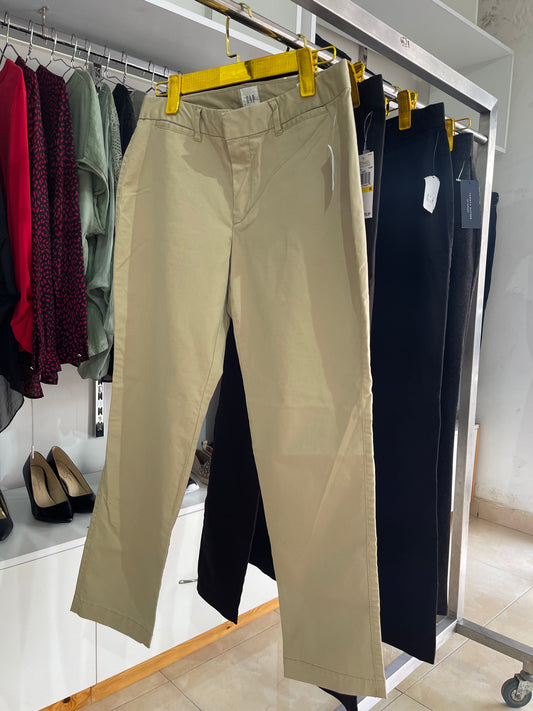 Pantalon beige sable – Élégance naturelle Maya Mode