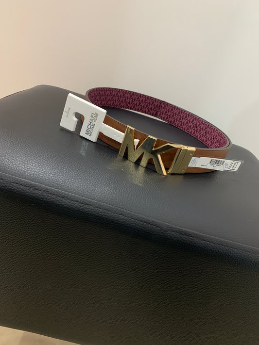 Ceinture camel à boucle graphique – Raffinement contemporain Maya Mode