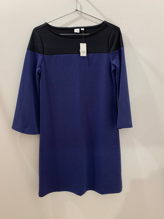 Robe bicolore bleu nuit – Simplicité raffinée Maya Mode